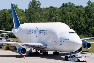 dream lifter plane